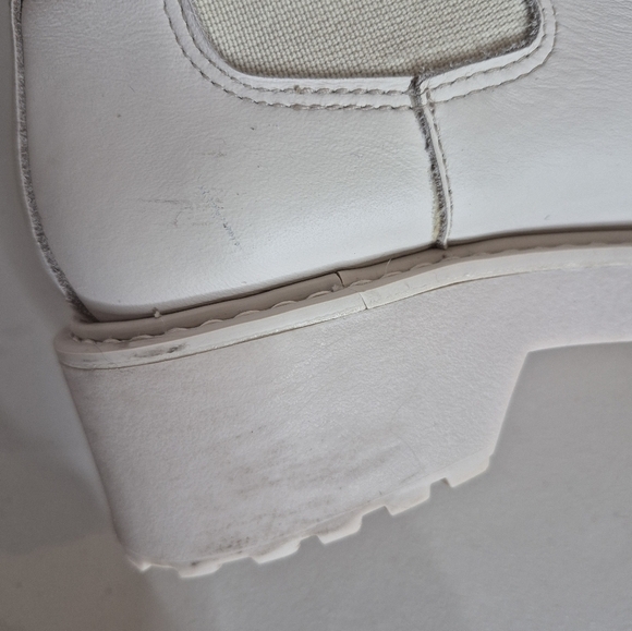 Steve Madden Women's Yairy Leather Lug Sole Chelsea Boots in Bone - Size 6.5 - Picture 14 of 16